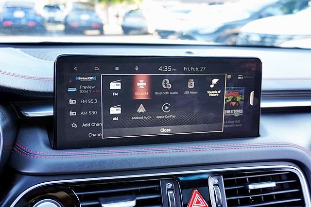 Used 2023 White Genesis 2.0T image 25