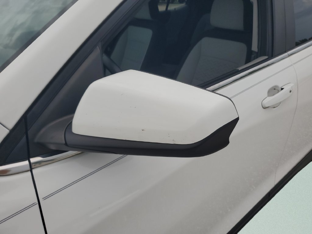 Used 2024 Summit White Chevrolet LT image 24
