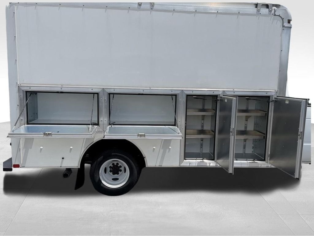2026 Ford E-Series Cutaway Base - Photo 19