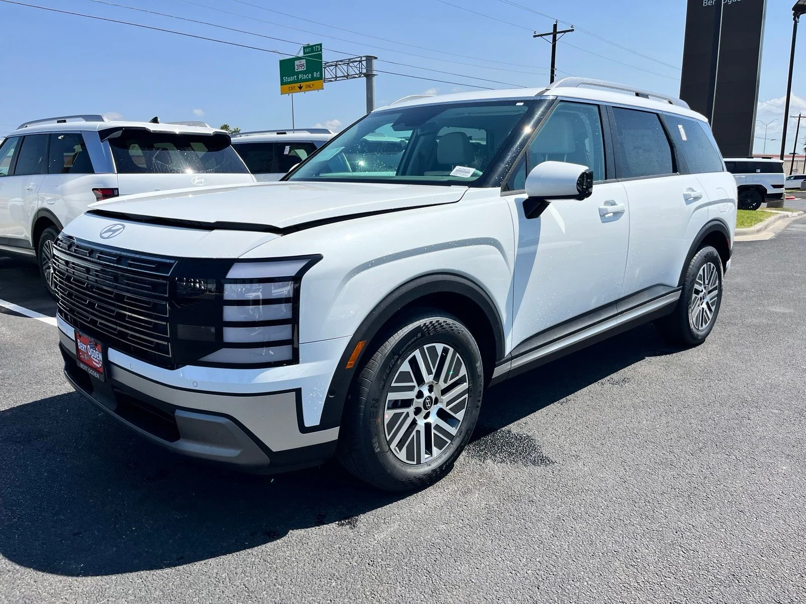 New 2026 White Hyundai Blue SEL Premium image 3