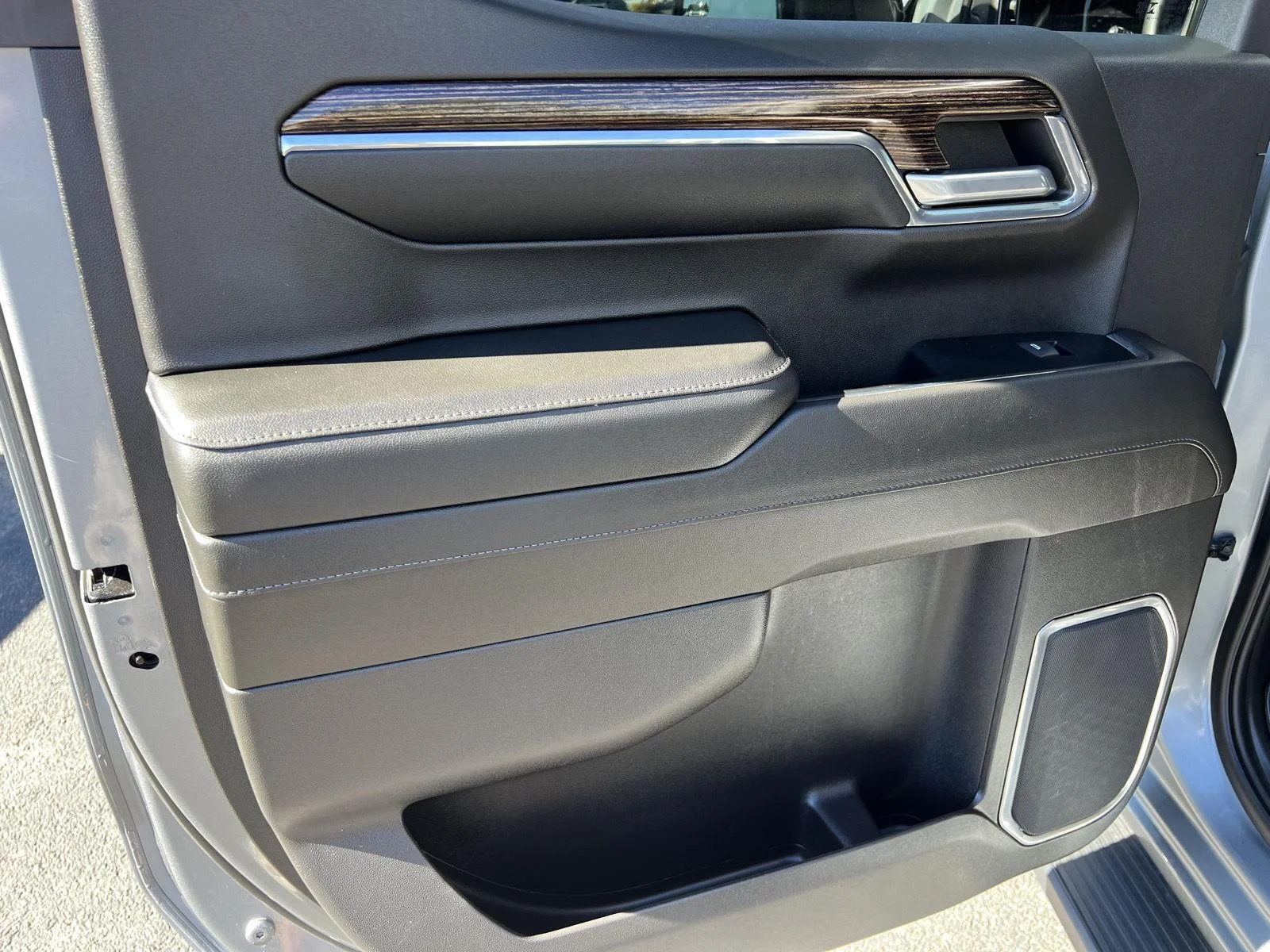 2024 GMC Sierra 1500 Elevation - Photo 31