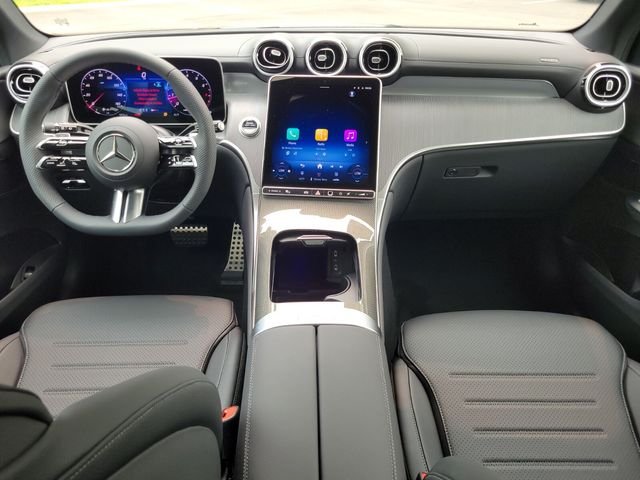 New 2026 Silver Mercedes-Benz GLC 300 image 12