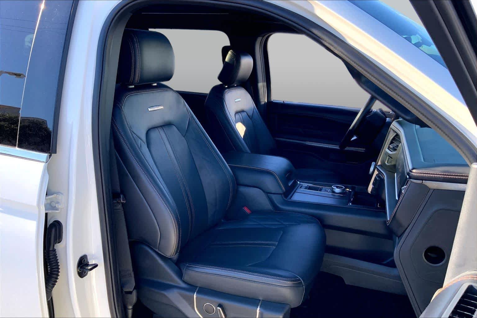 Used 2022 Star White Metallic Tri-Coat Ford Platinum image 8