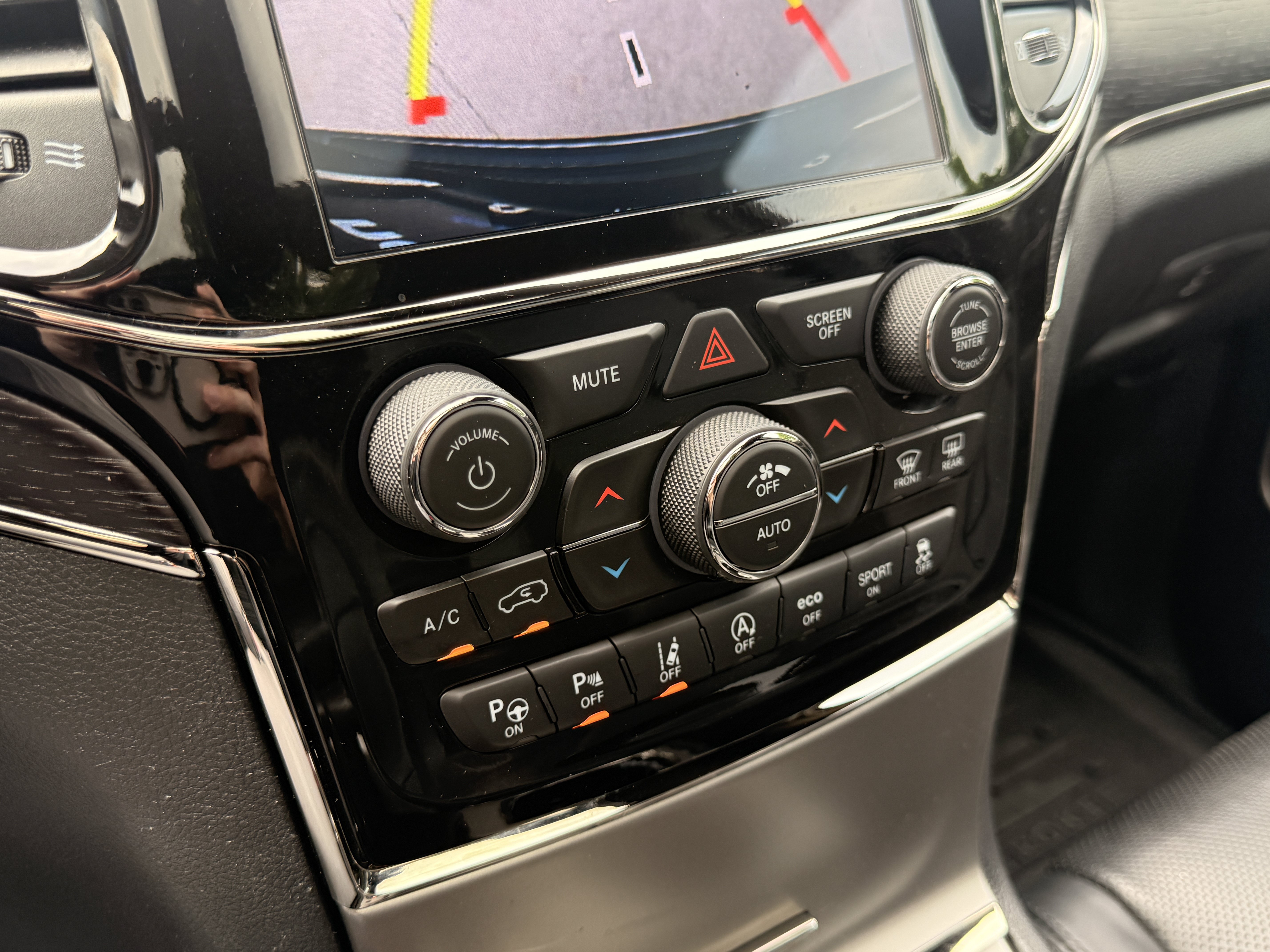 Used 2021 Diamond Black Crystal Pearlcoat Jeep High Altitude image 22