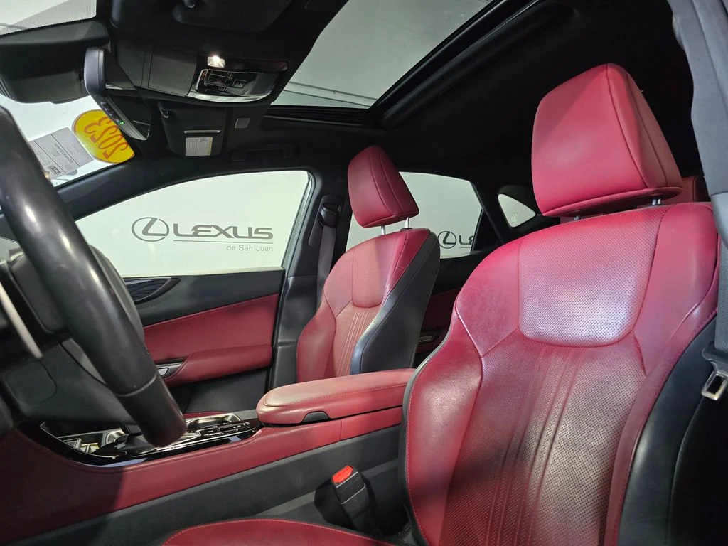 Used 2023  Lexus 250 Premium image 15