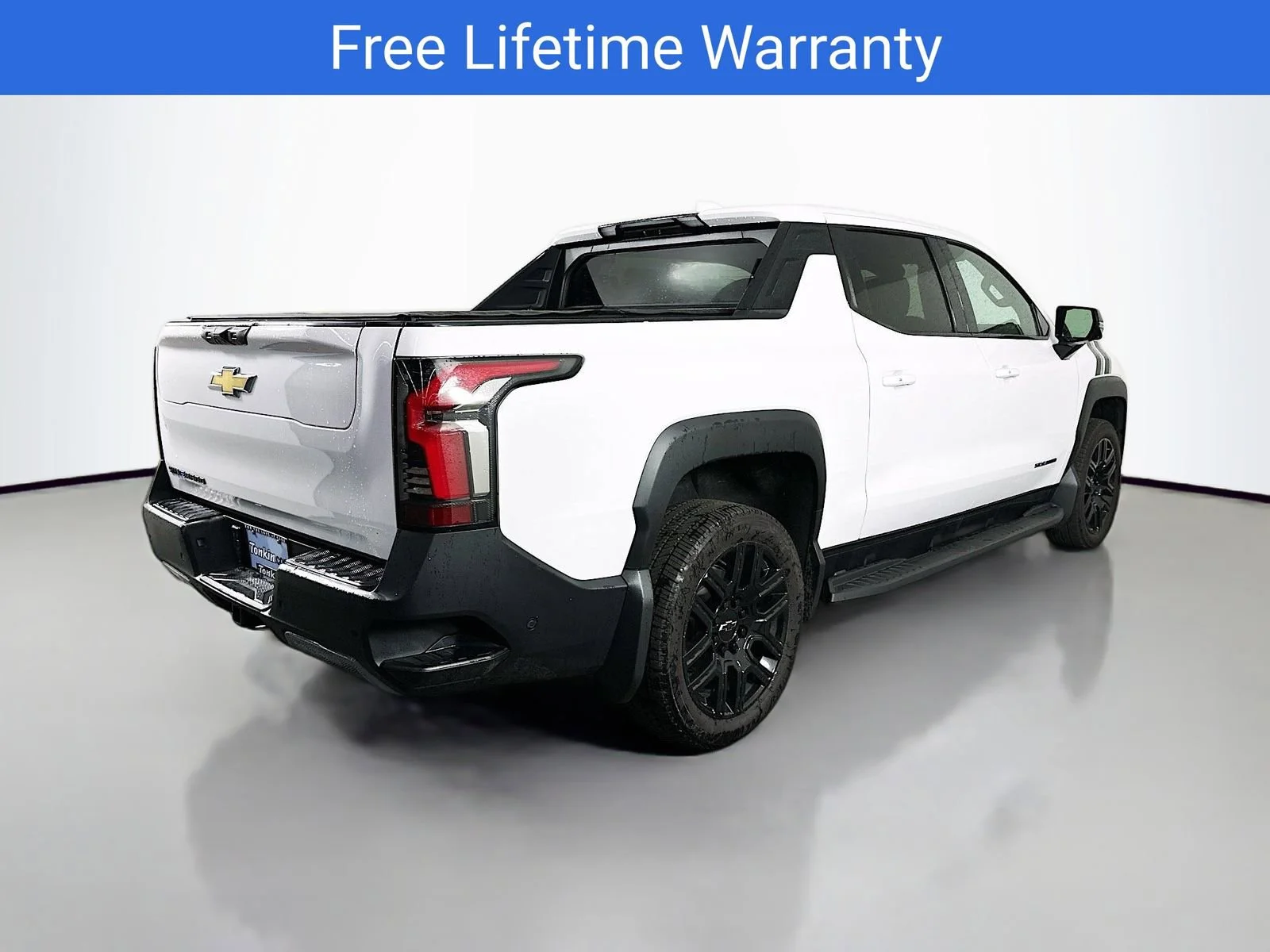 2026 Chevrolet Silverado EV LT - Photo 8