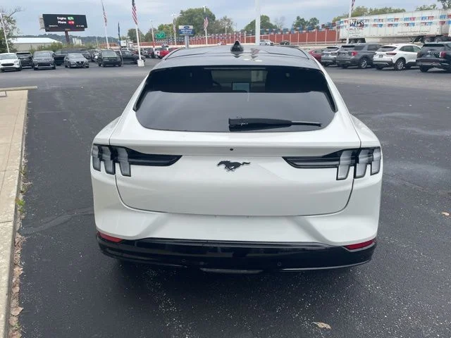 New 2025 Star White Metallic Tri-coat Ford Premium image 7