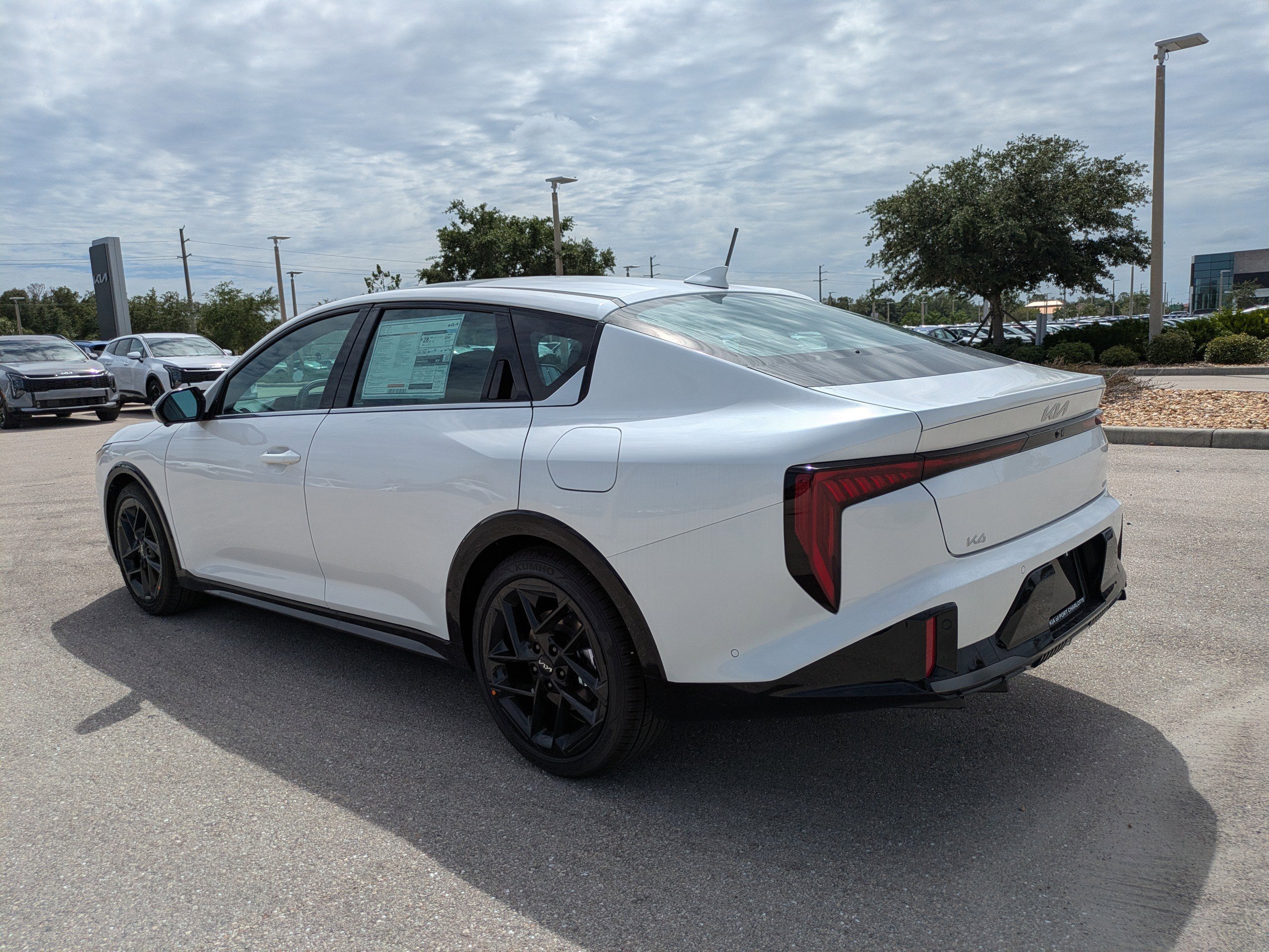 New 2026 Snow White Pearl Kia GT-Line Turbo image 8