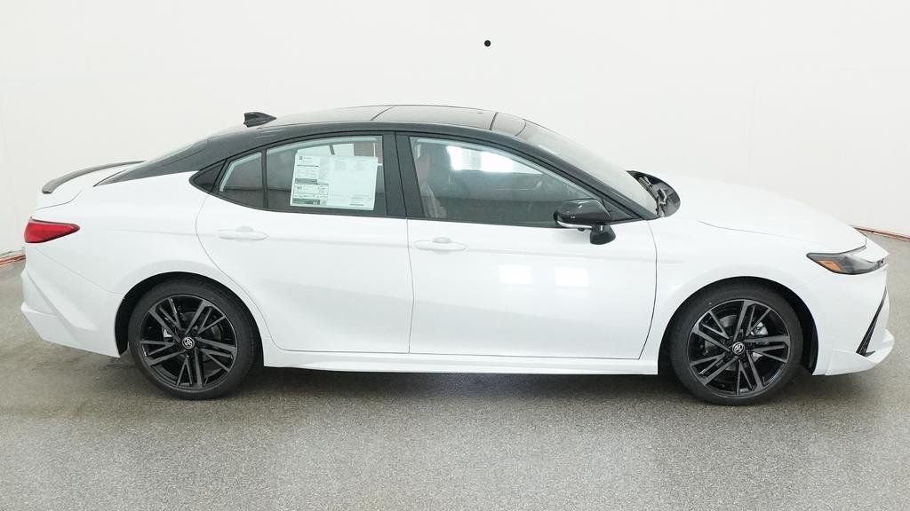 New 2026 Wind Chill Pearl with Midnight Black Metallic roof Toyota XSE image 14