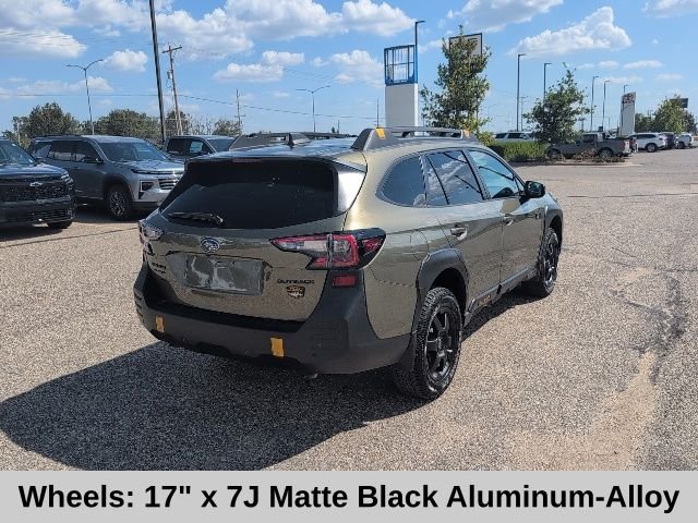 Used 2025 Green Subaru Wilderness image 18