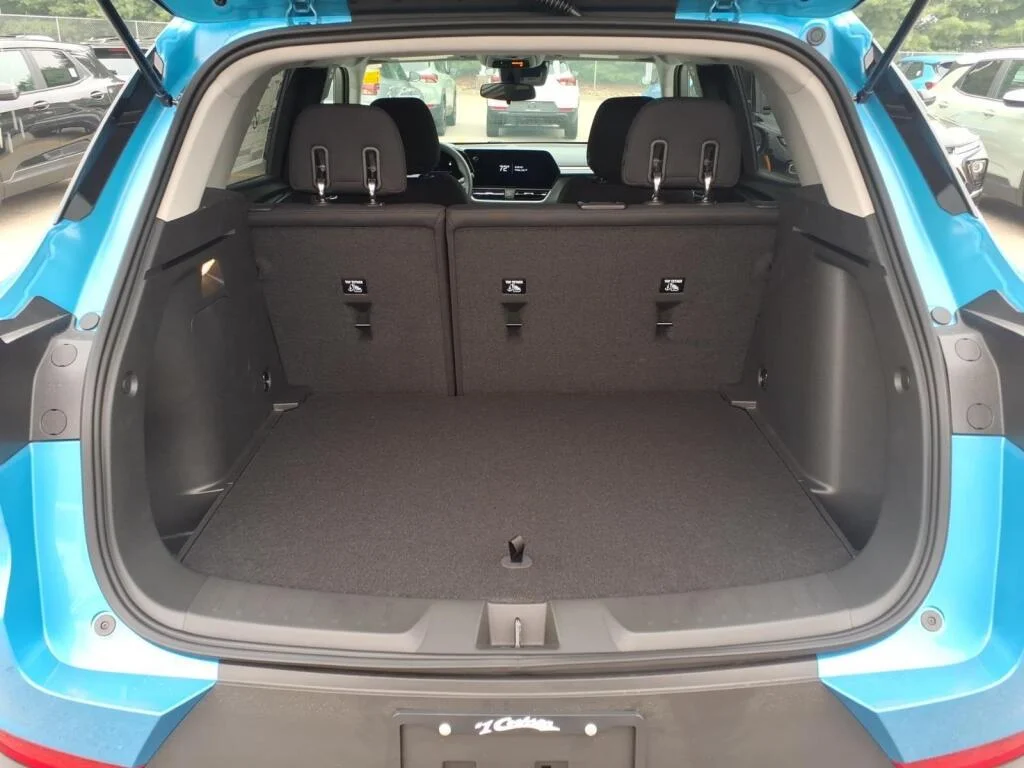 New 2026 Marina Blue Metallic Chevrolet LS image 5