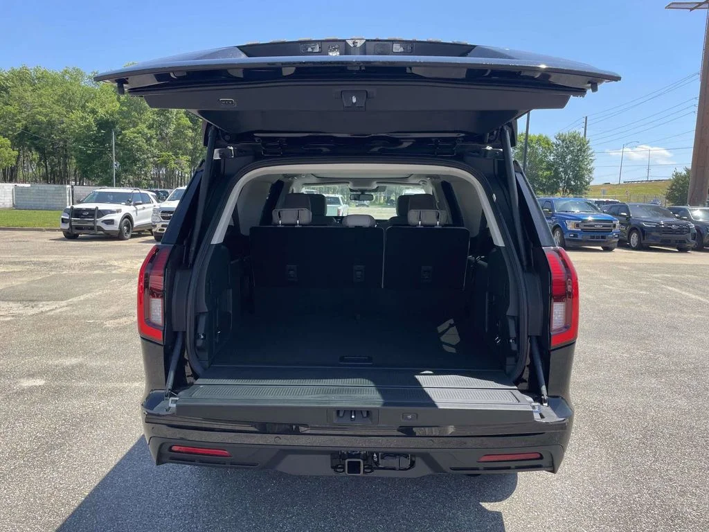 New 2026 Agate Black Metallic Ford Active image 10