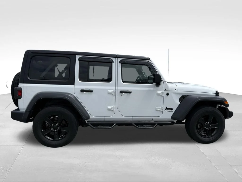 Used 2021 White Jeep Unlimited Sport Altitude image 8