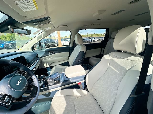 New 2026 Ceramic Silver Kia EX image 21