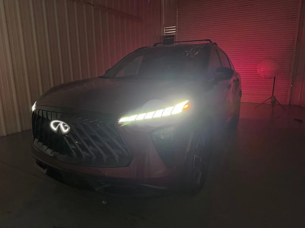 New 2027 2T SUN RED INFINITI Autograph AWD image 9
