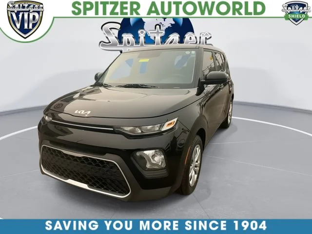 Used 2022 Black Kia LX image 4