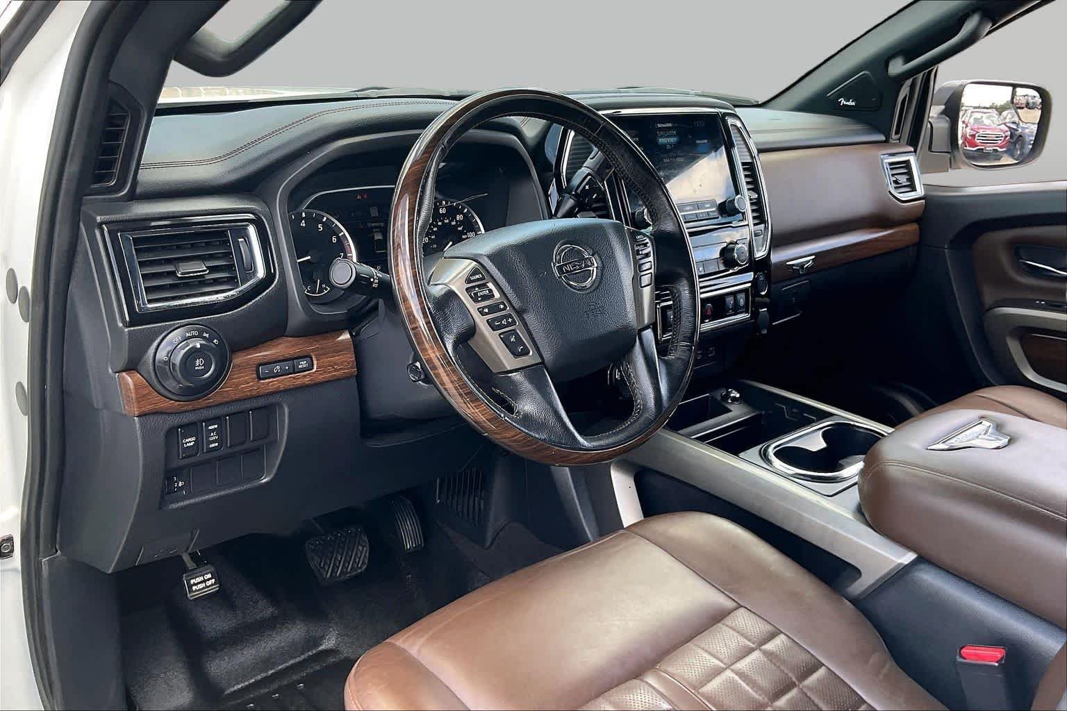 Used 2021 Pearl White Nissan Platinum Reserve image 17
