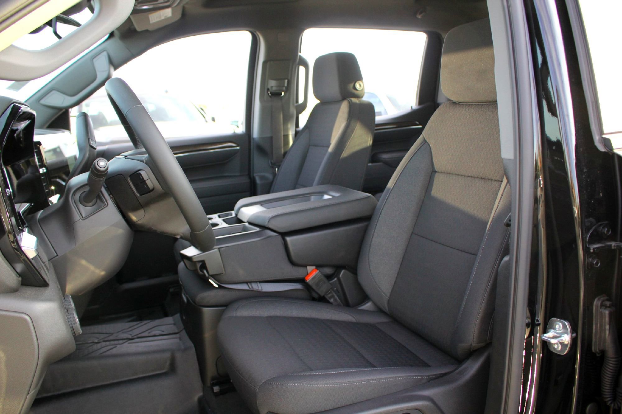 2026 Chevrolet Silverado 1500 LT - Photo 8