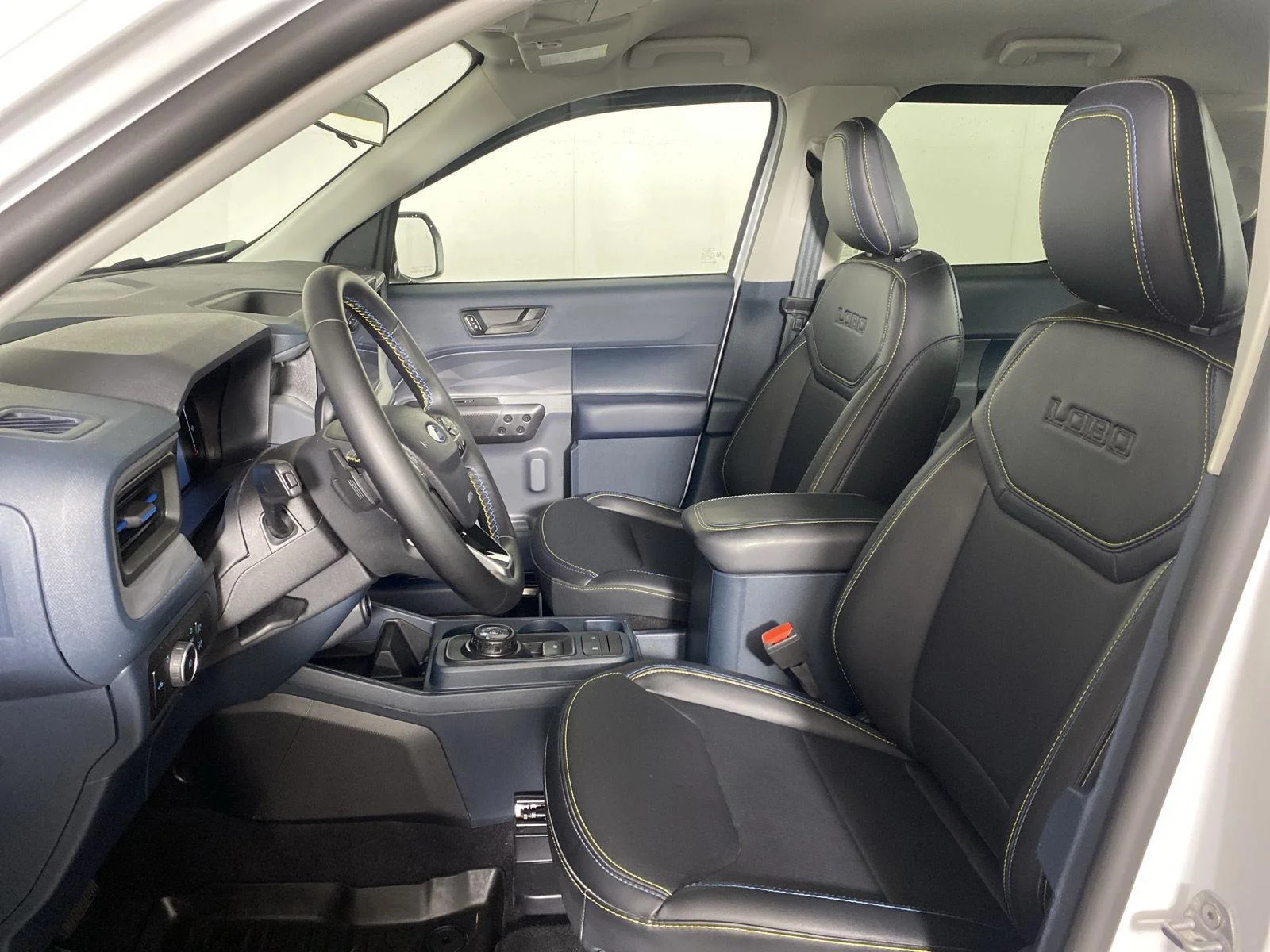 Used 2025 Oxford White Ford Lobo image 20