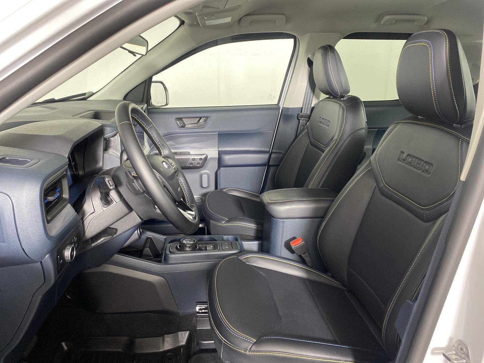 Used 2025 Oxford White Ford Lobo image 20