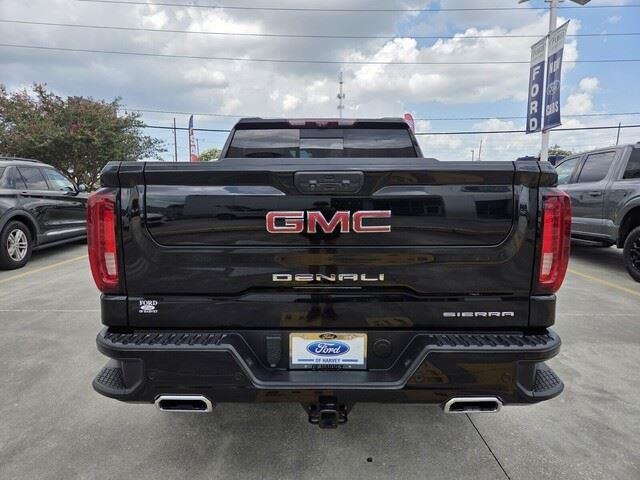 Used 2022 Onyx Black GMC Denali image 4