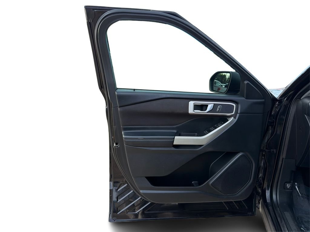 Used 2020 Agate Black Metallic Ford XLT image 20