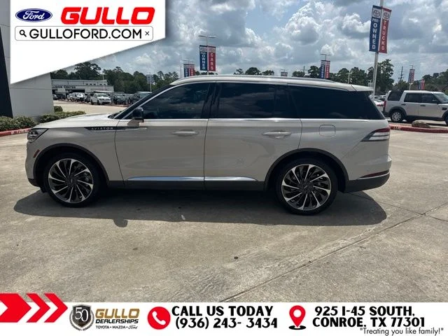 Used 2023 Pearl Metallic Lincoln Reserve image 6
