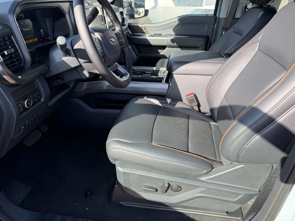 New 2026 Glacier Gray Metallic Tri-Coat Ford F-250® Lariat® image 21