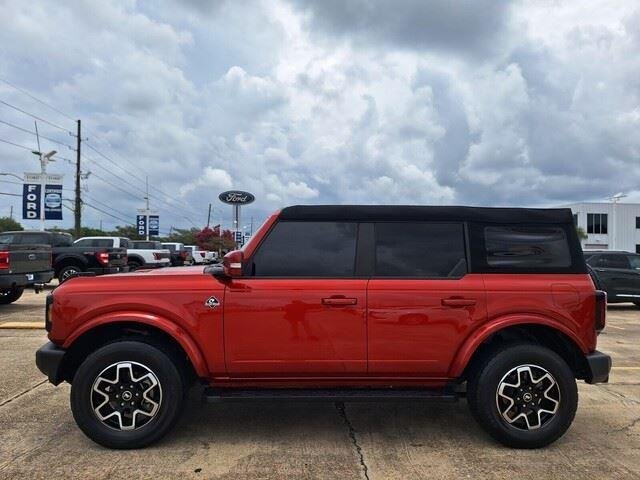 Used 2023 Hot Pepper Red Metallic Tinted Clearcoat Ford Outer Banks image 2