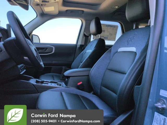 New 2026 Azure Gray Metallic Ford Outer Banks image 24