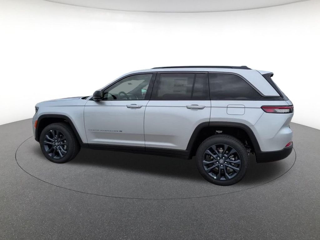 New 2026 Silver Zynith Jeep  image 12