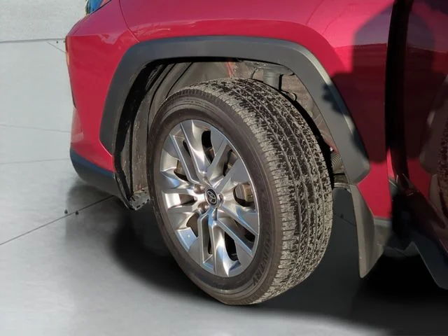 Used 2024 Red Toyota XLE Premium image 35