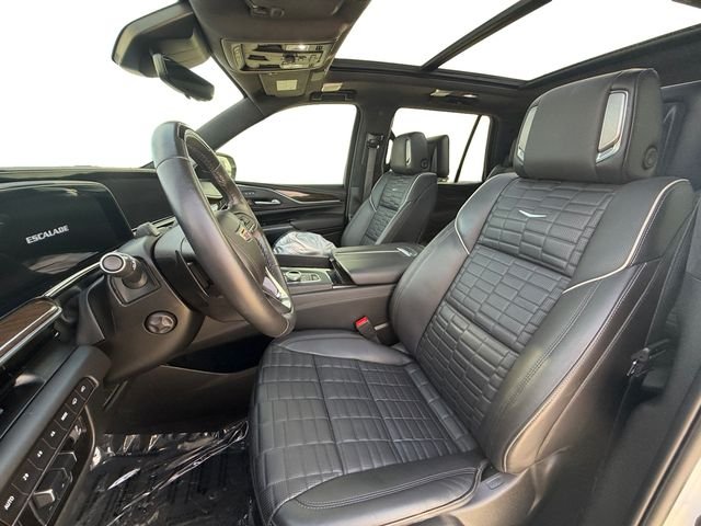 Used 2024 White Cadillac Sport Platinum image 10