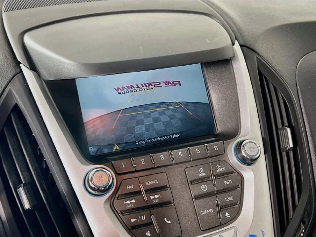 Used 2015 Black Chevrolet LT image 17
