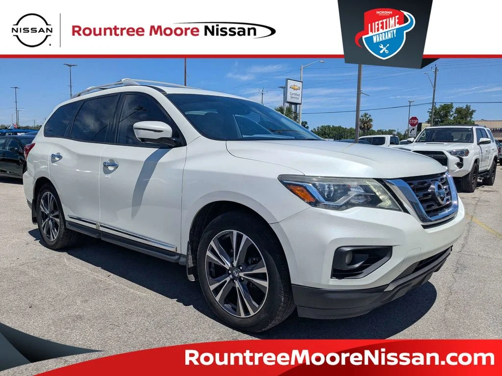2017 Nissan Pathfinder Platinum