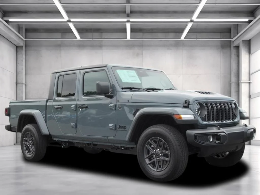 New 2026 Anvil Clear-Coat Exterior Paint Jeep Sport S image 1