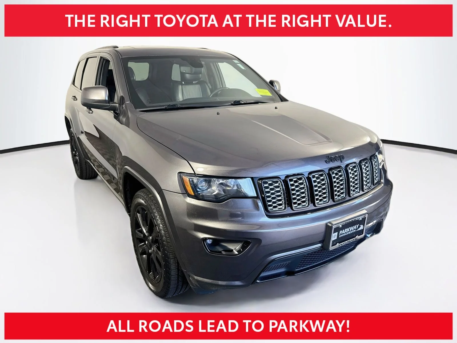 Used 2018 Gray Jeep Altitude image 1