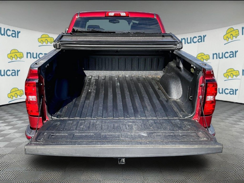 Used 2018 Red Chevrolet LT image 31