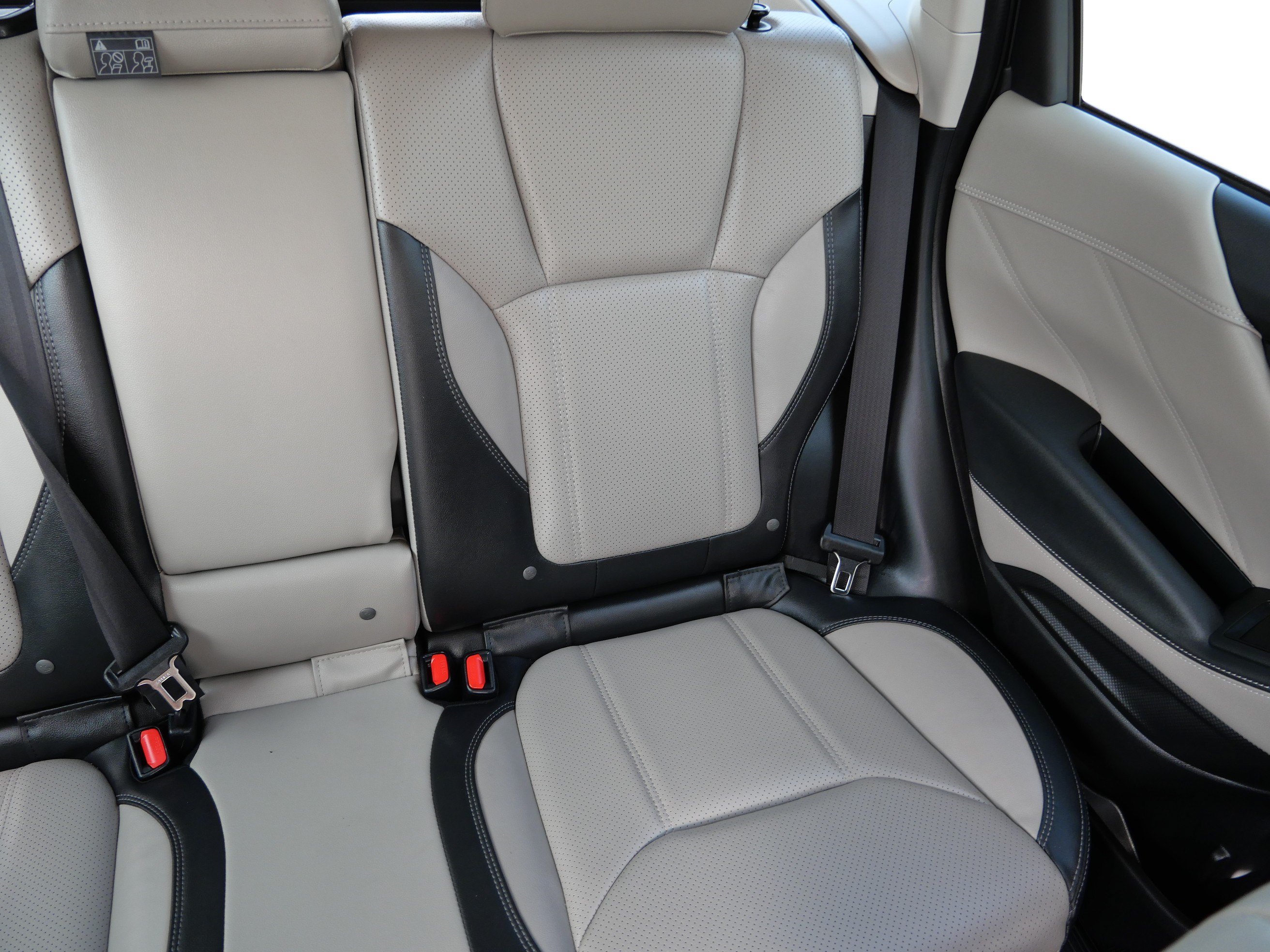Used 2024 Magnetite Gray Metallic Subaru Limited image 14