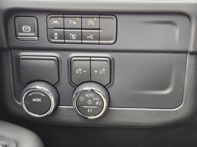 2026 Chevrolet Tahoe LT - Photo 17
