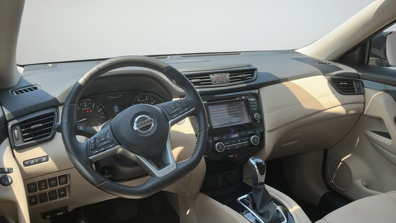 Used 2017 Gray Nissan SL image 25