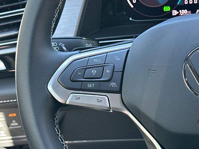 New 2026 White Volkswagen SE w/Technology image 25