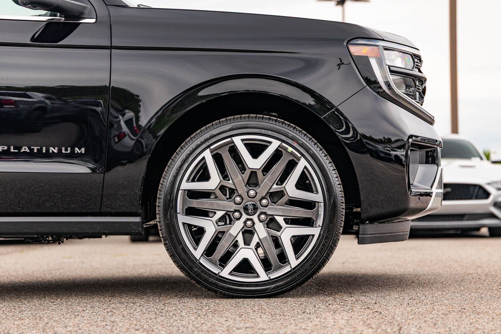 New 2026 Agate Black Metallic Ford Platinum® image 5