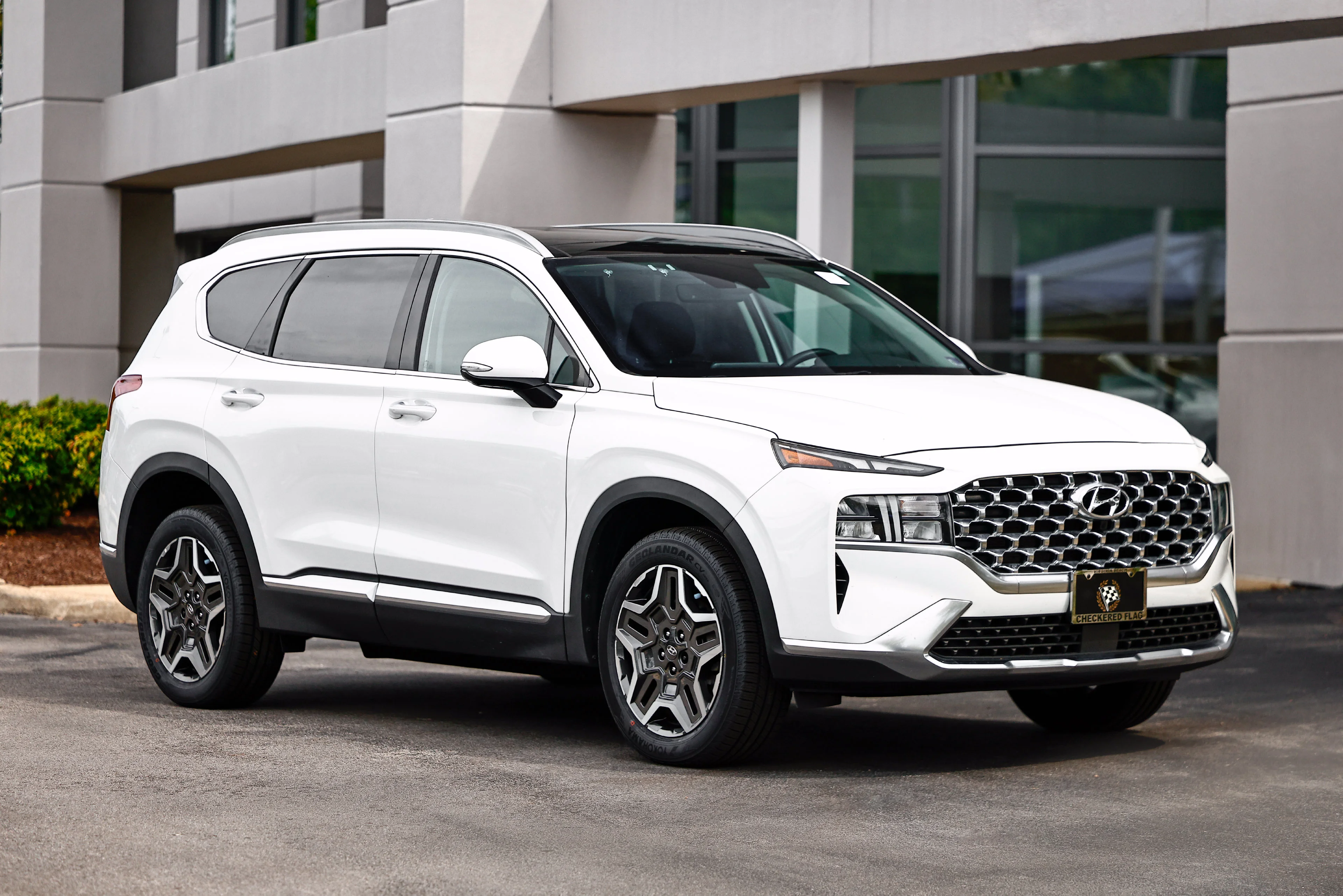 Used 2023 Serenity White Pearl Hyundai SEL Premium image 1