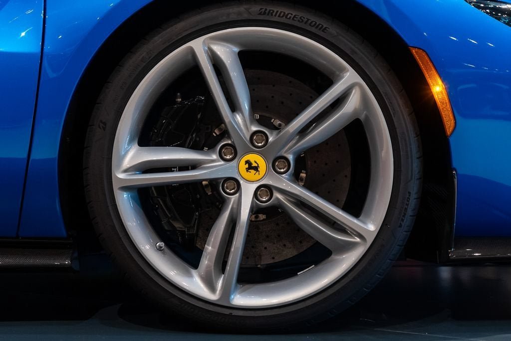 Certified Used 2023 Blu Corsa Ferrari  image 16