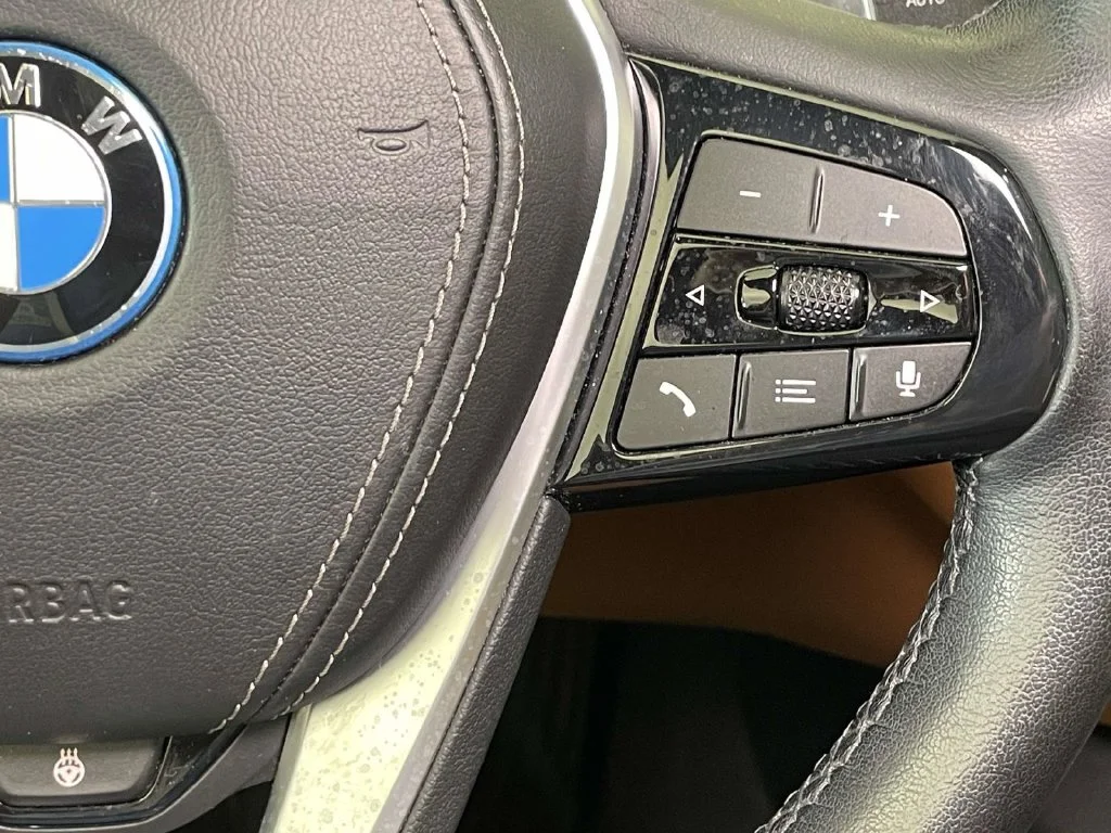 Used 2023 Gray BMW 530e iPerformance image 36