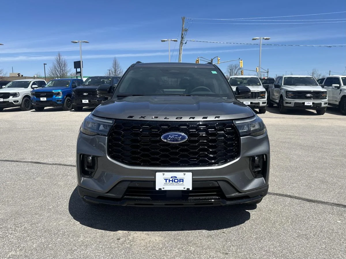 New 2026 Grey Ford St-Line image 2