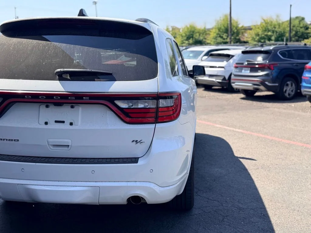 Used 2025 White Knuckle Clearcoat Dodge R/T Plus image 5