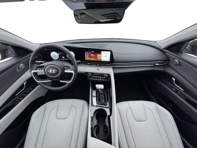 2026 Hyundai Elantra Limited - Photo 13