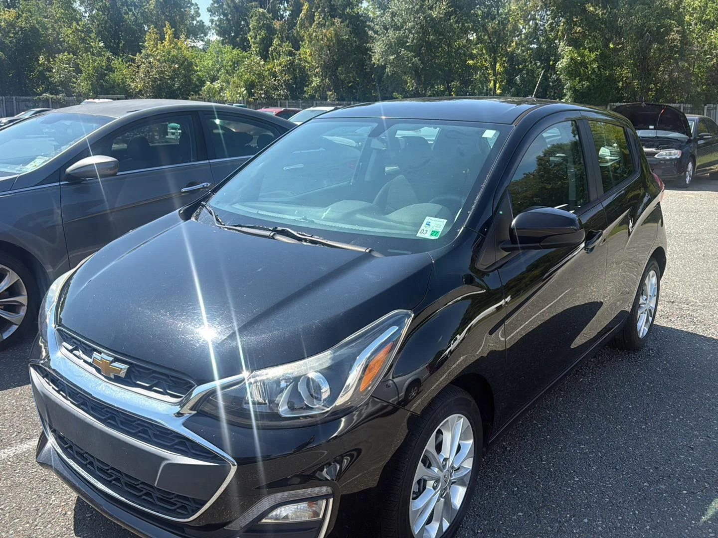 Used 2021 (Metallic paint.) Chevrolet 1LT image 2